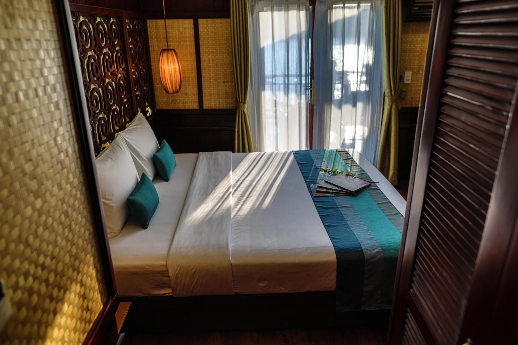Hotel Bhaya Halong Cruises Ha Long Zewnętrze zdjęcie